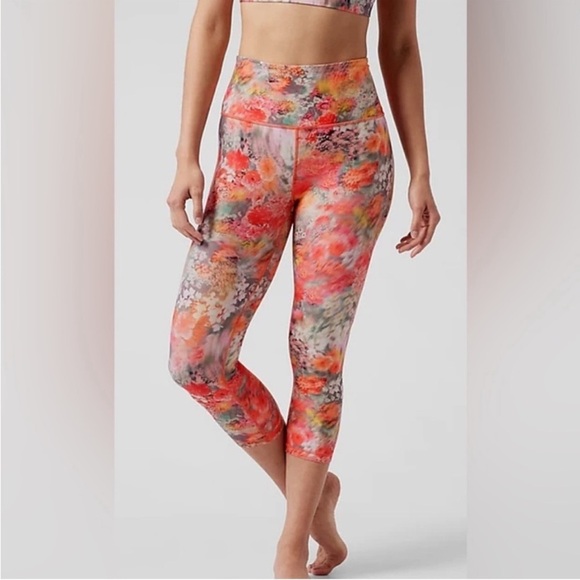 Athleta Elation Printed Capri Leggings Renewed Bloom Spring Size S - Picture 2 of 6